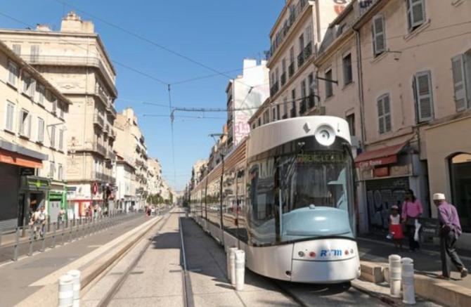 {La Petite Casa De Cezar} * Centre Ville Marseille * Clim Экстерьер фото