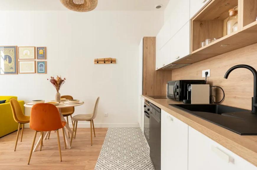 {La Petite Casa De Cezar} * Centre Ville Marseille * Clim Экстерьер фото